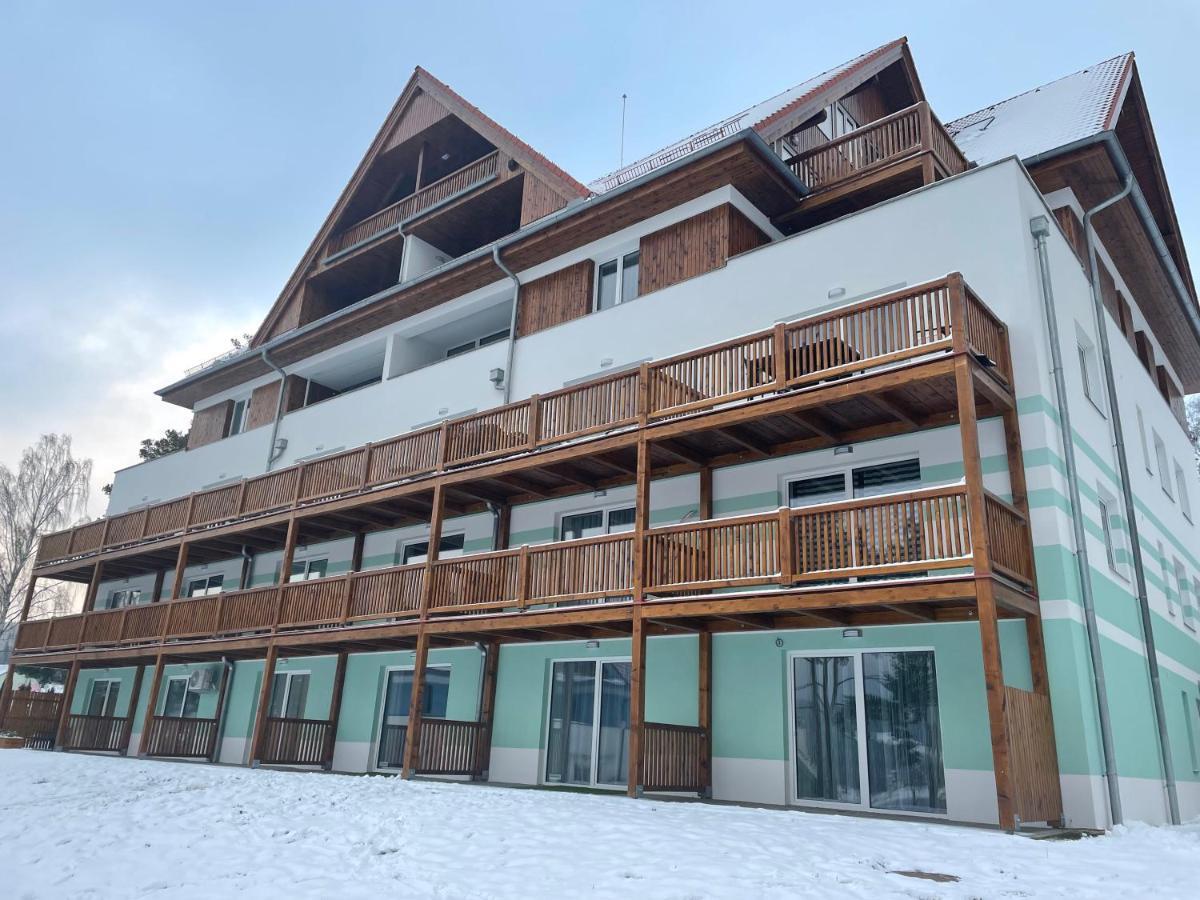 Apartman Kapy Lipno 伏尔塔瓦河畔利普诺 外观 照片