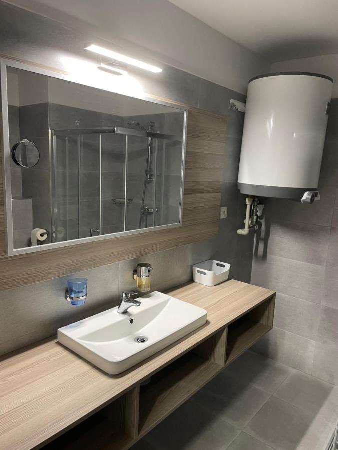 Apartman Kapy Lipno 伏尔塔瓦河畔利普诺 外观 照片