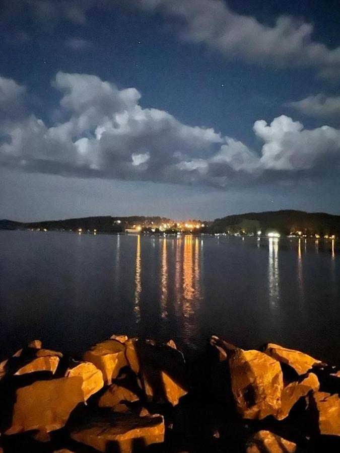 Apartman Kapy Lipno 伏尔塔瓦河畔利普诺 外观 照片