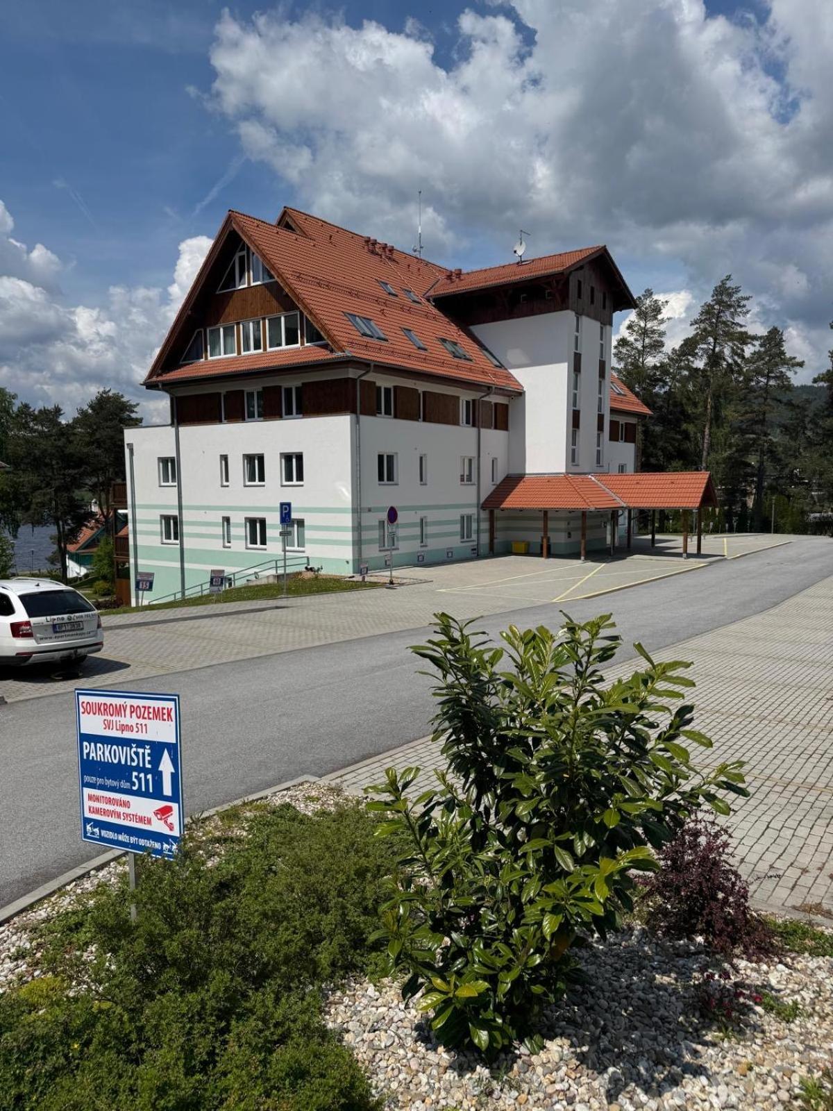 Apartman Kapy Lipno 伏尔塔瓦河畔利普诺 外观 照片
